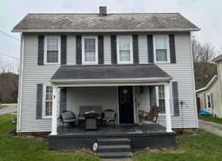 318 East Street, Sugar Grove, OH 43155