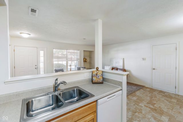 3082 Wildcat Lane, Indianapolis, IN 46203