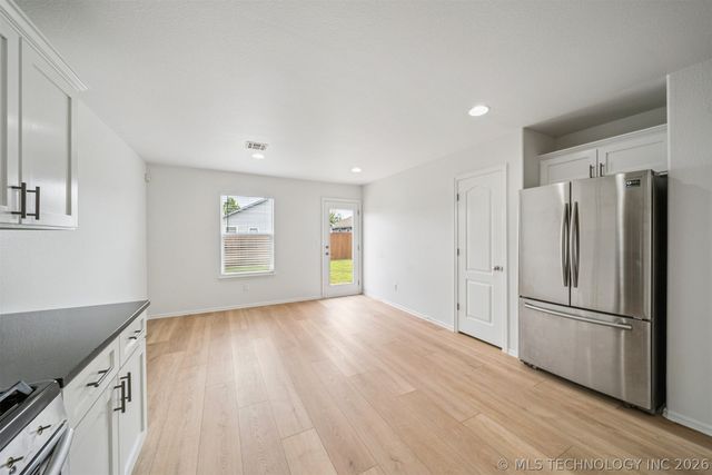 11084 N 116th Avenue E, Owasso, OK 74055