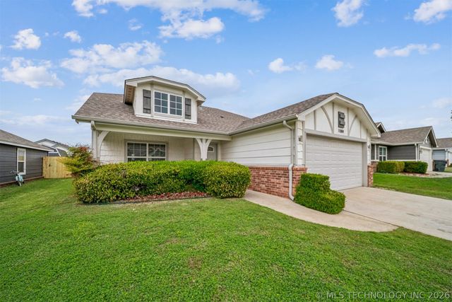 11084 N 116th Avenue E, Owasso, OK 74055
