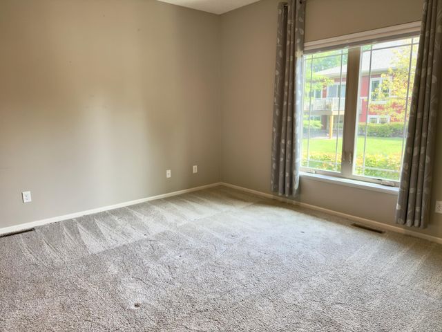 6737 99th Avenue N, Brooklyn Park, MN 55445