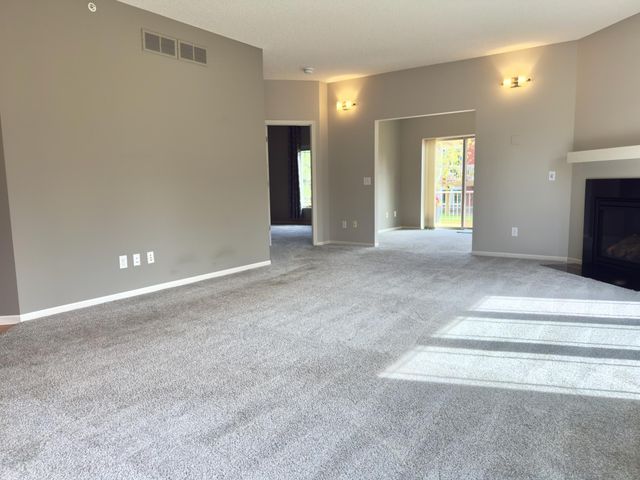6737 99th Avenue N, Brooklyn Park, MN 55445