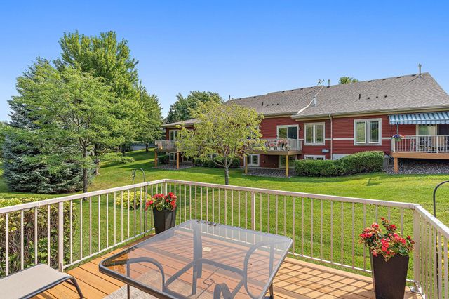6737 99th Avenue N, Brooklyn Park, MN 55445