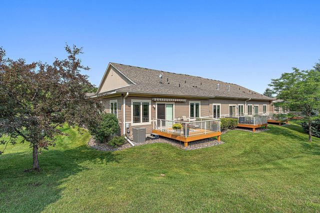 6737 99th Avenue N, Brooklyn Park, MN 55445
