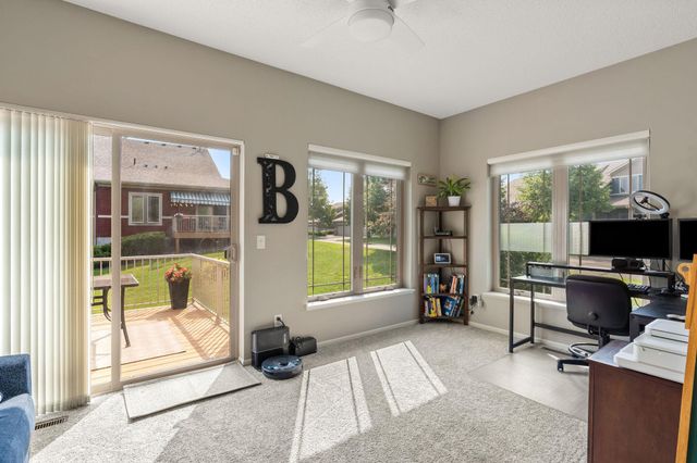 6737 99th Avenue N, Brooklyn Park, MN 55445