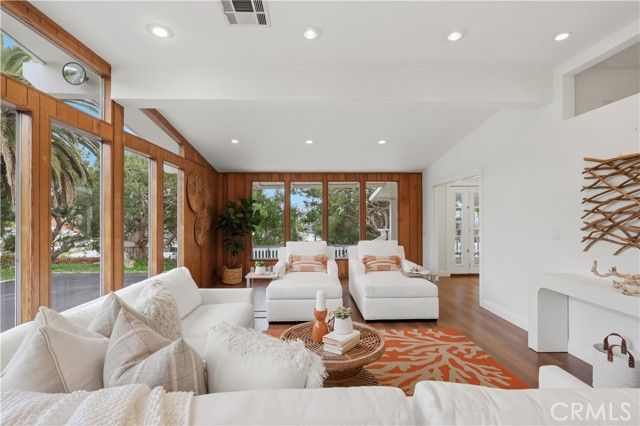 2275 W 25th 242, San Pedro (los Angeles), CA 90732