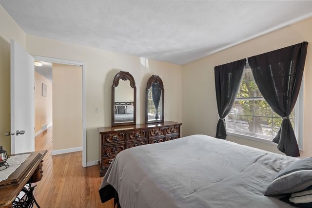 85 Tower St, Hudson, MA 01749