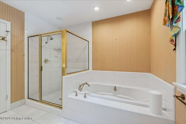 7308 Shadwell Ln, Prospect, KY 40059