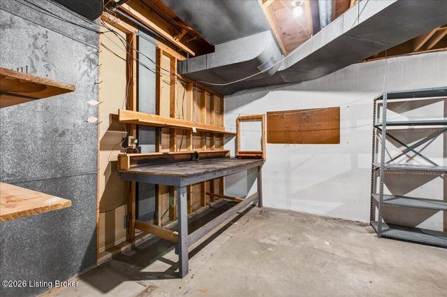 7308 Shadwell Ln, Prospect, KY 40059