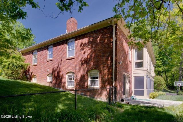 7308 Shadwell Ln, Prospect, KY 40059