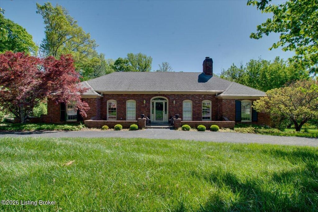 7308 Shadwell Ln, Prospect, KY 40059