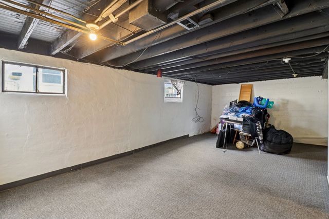 796 Parkway Avenue, Elgin, IL 60120