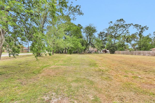 9205 & 9207 Spaulding Street, North Houston, TX 77016