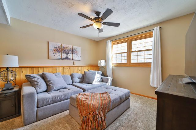 11293 Town Hall Street, Brainerd, MN 56401