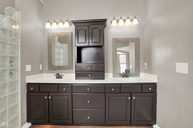 11025 Innisbrooke Lane, Fishers, IN 46037