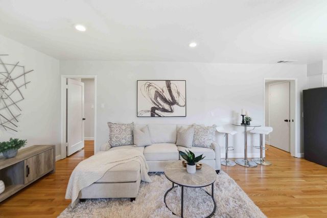 1274 Carmel Way, Santa Clara, CA 95050