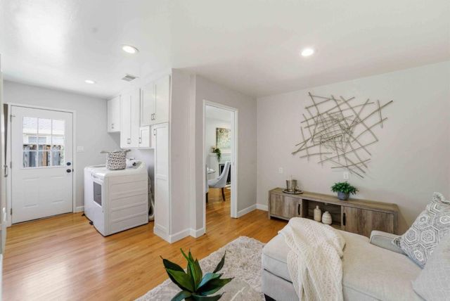 1274 Carmel Way, Santa Clara, CA 95050