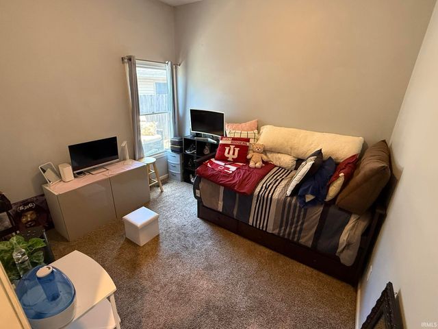 400 W Somersbe Place, Bloomington, IN 47403