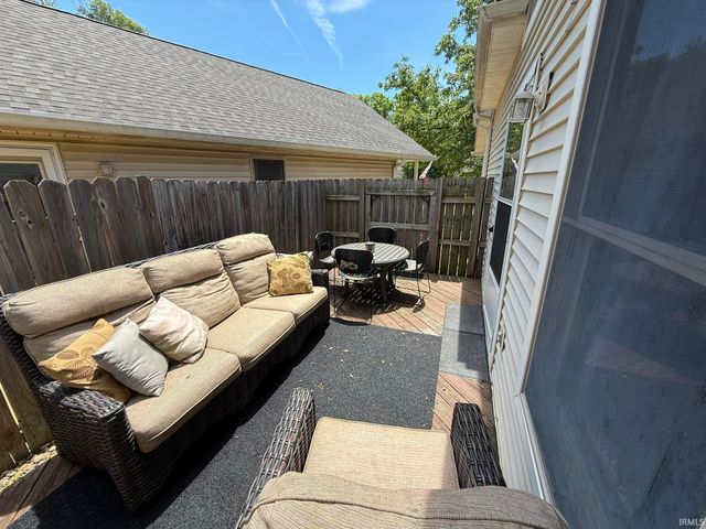 400 W Somersbe Place, Bloomington, IN 47403