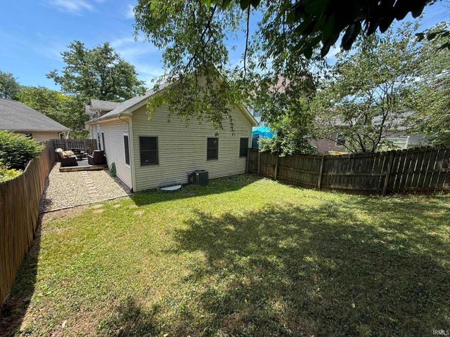 400 W Somersbe Place, Bloomington, IN 47403