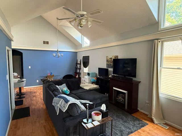 400 W Somersbe Place, Bloomington, IN 47403