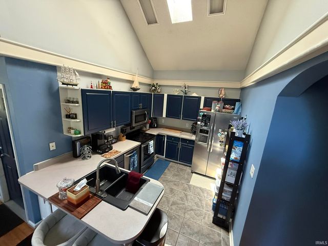 400 W Somersbe Place, Bloomington, IN 47403