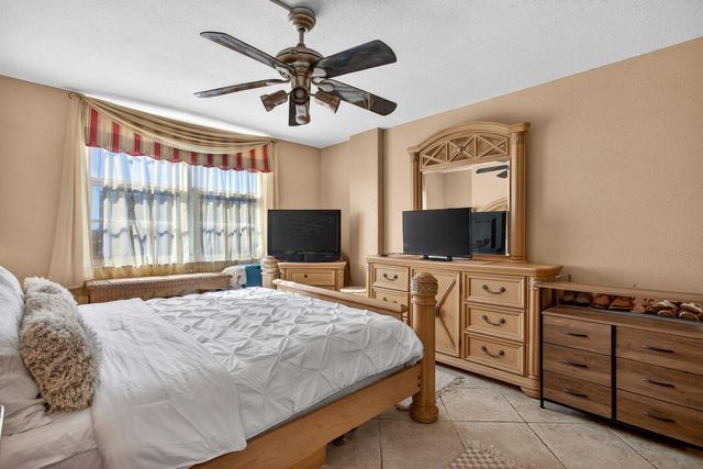 301 N Ocean Boulevard 1006, Pompano Beach, FL 33062