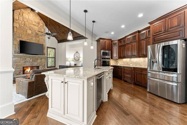 5811 Yoshino Cherry Lane, Braselton, GA 30517