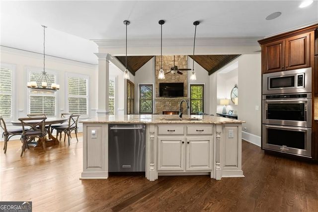 5811 Yoshino Cherry Lane, Braselton, GA 30517