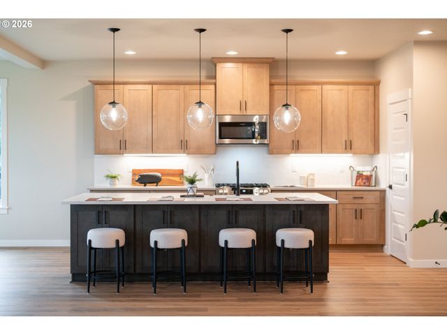 1041 Se OLIVE Way, Estacada, OR 97023