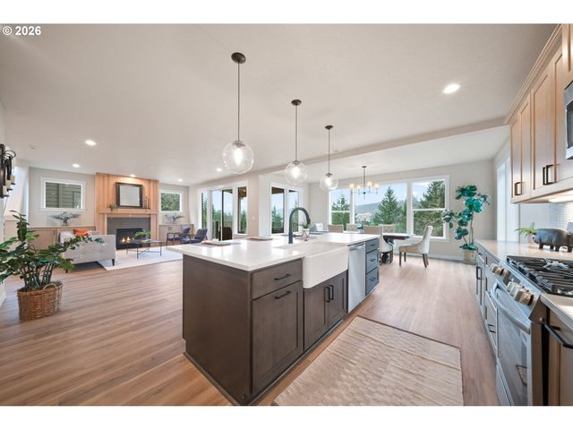 1041 Se OLIVE Way, Estacada, OR 97023