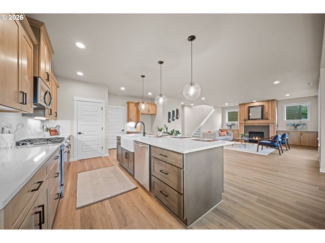 1041 Se OLIVE Way, Estacada, OR 97023