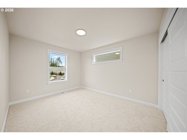 1041 Se OLIVE Way, Estacada, OR 97023