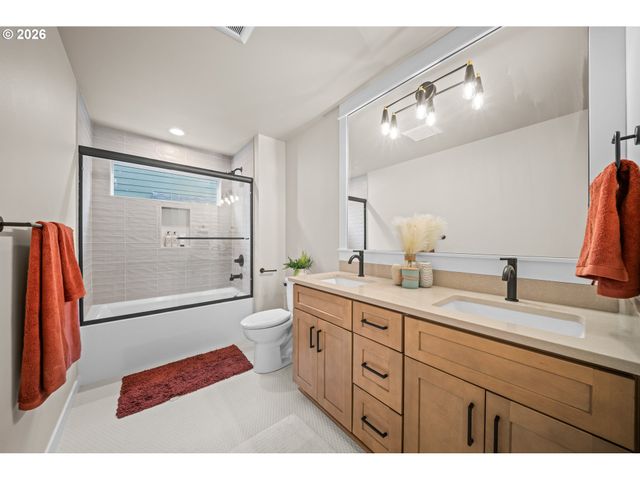 1041 Se OLIVE Way, Estacada, OR 97023