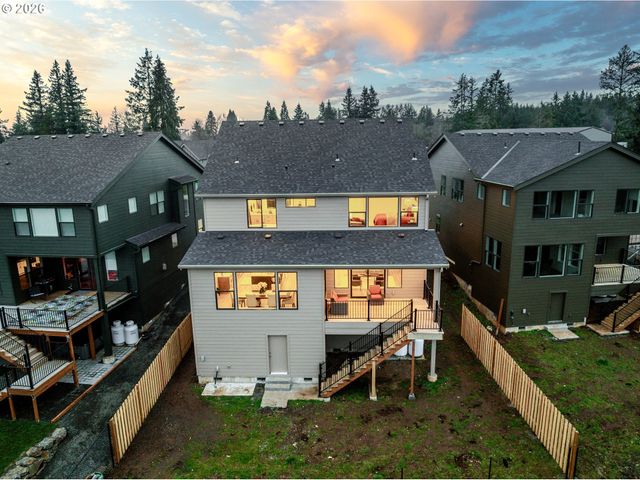 1041 Se OLIVE Way, Estacada, OR 97023