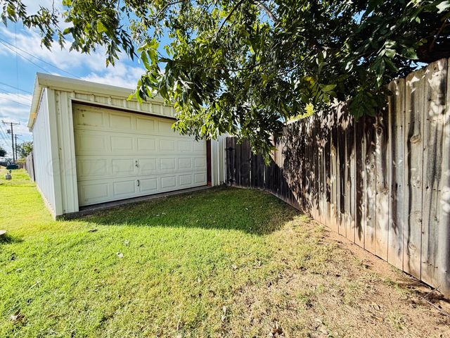 1401 Marigold Street, Borger, TX 79007