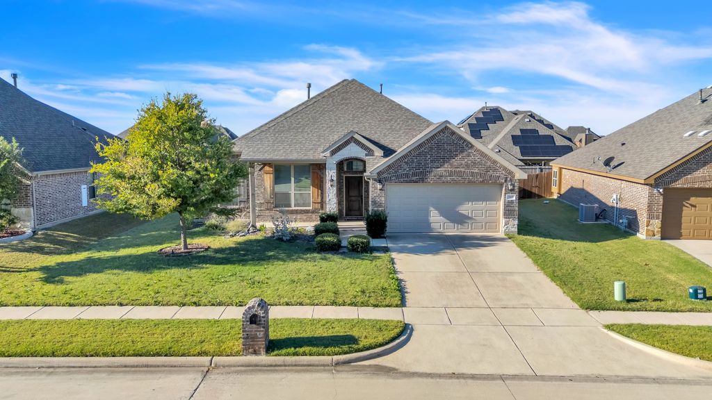 269 Arbury Drive, Forney, TX 75126
