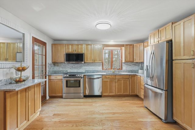 151 Highland Street, Hudson, NH 03051