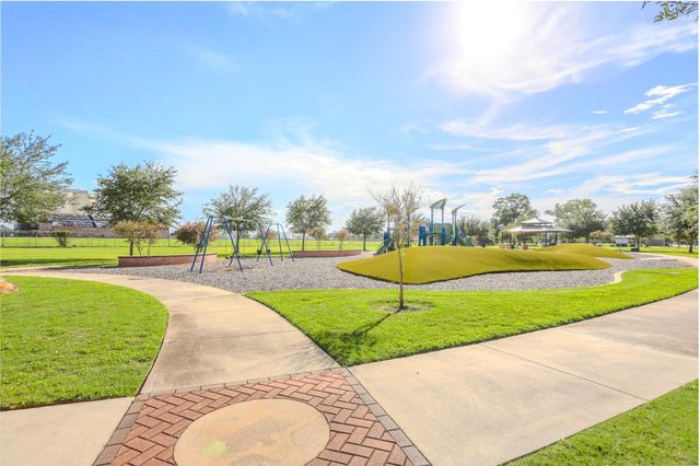511 Guyer Street, Sugar Land, TX 77498