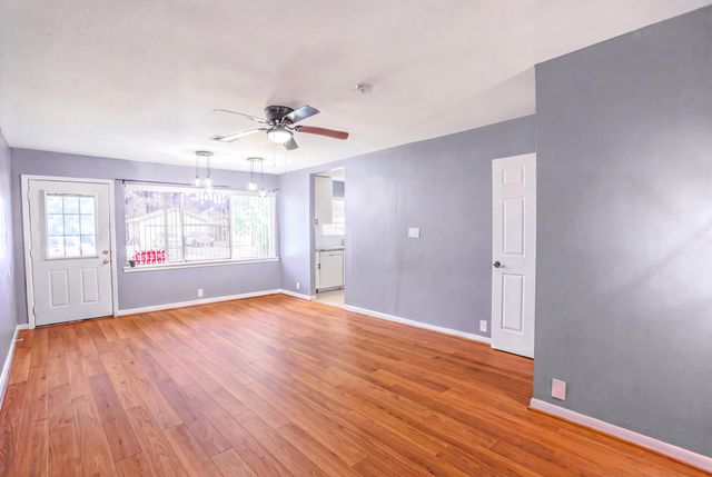 511 Guyer Street, Sugar Land, TX 77498