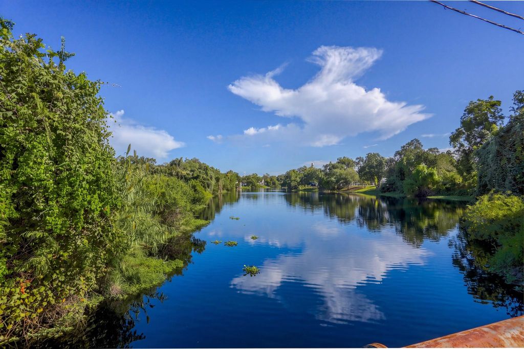 511 Guyer Street, Sugar Land, TX 77498