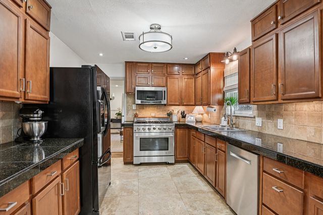 5401 Durham Avenue, Fort Worth, TX 76114