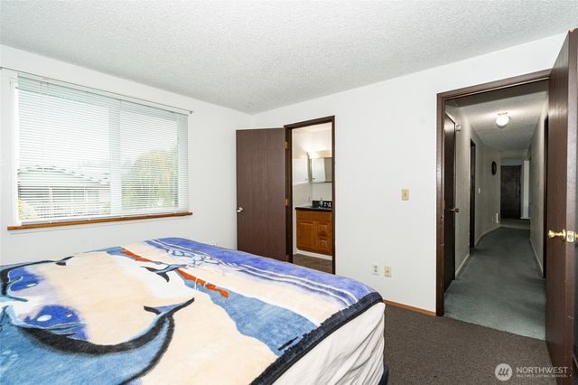 1418 Jensen Avenue, Centralia, WA 98531