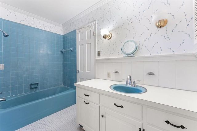 4828 Prien Bluff Road, Lake Charles, LA 70605