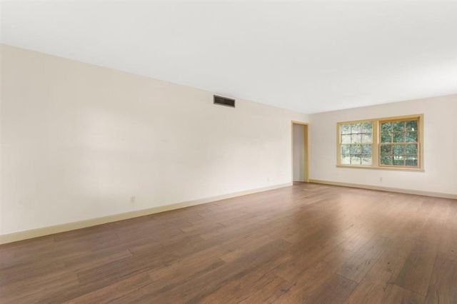 4828 Prien Bluff Road, Lake Charles, LA 70605