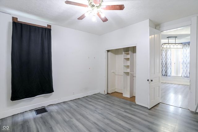 107 1st Street, Shelbyville, IN 46176