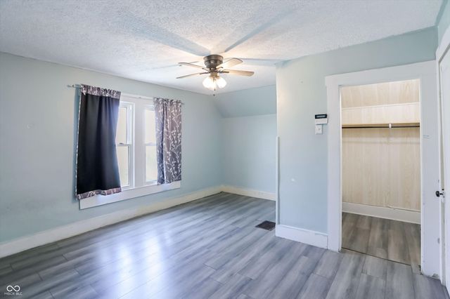 107 1st Street, Shelbyville, IN 46176