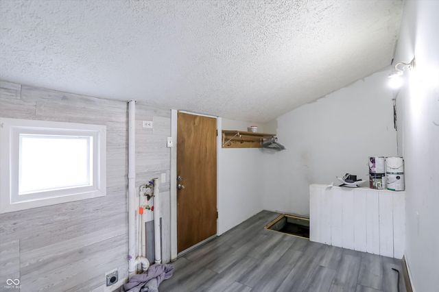 107 1st Street, Shelbyville, IN 46176