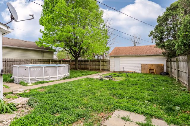 107 1st Street, Shelbyville, IN 46176