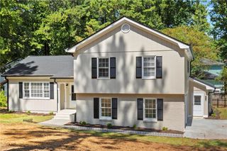 689 Roxboro Court, Lawrenceville, GA 30044